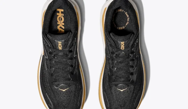 کفش هوکا کلیفتون ۱۰ برای دویدن روزانه با نرمی بالا و طراحی مدرن