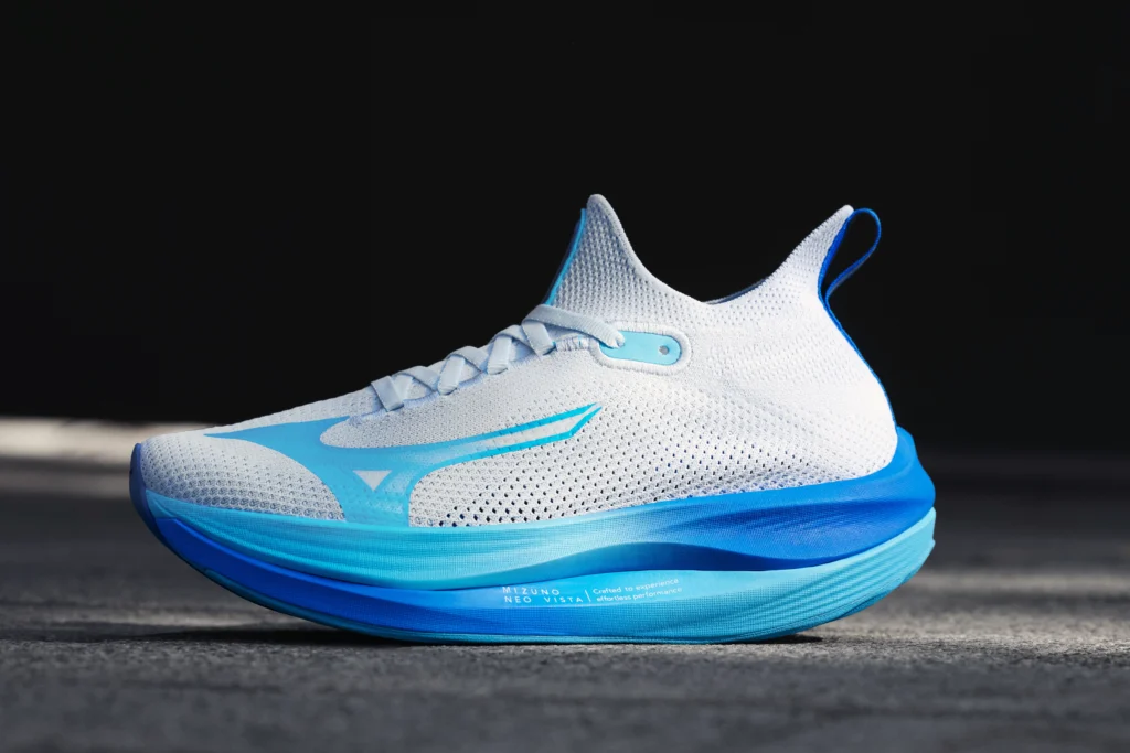 کفش Mizuno Neo Vista 2 از کنار – بهترین سوپر ترینر ۲۰۲۶