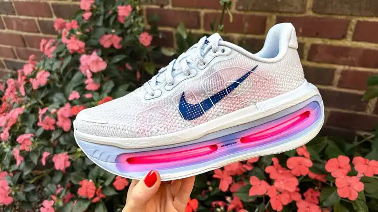 کفش دویدن Nike Vomero Premium