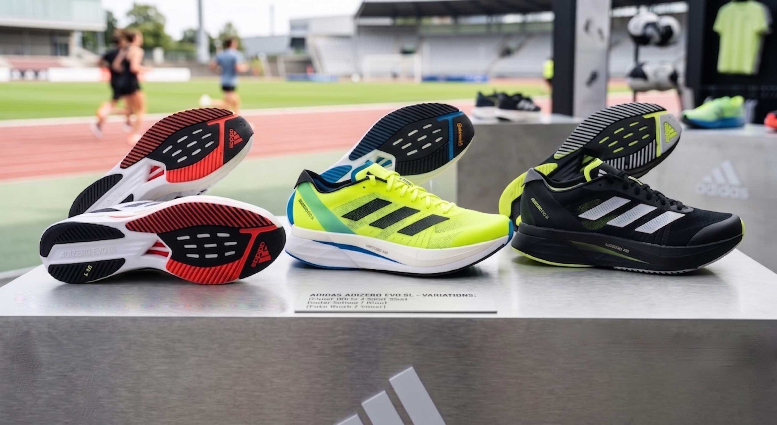 کفش دویدن آدیداس مدل Adizero Evo SL